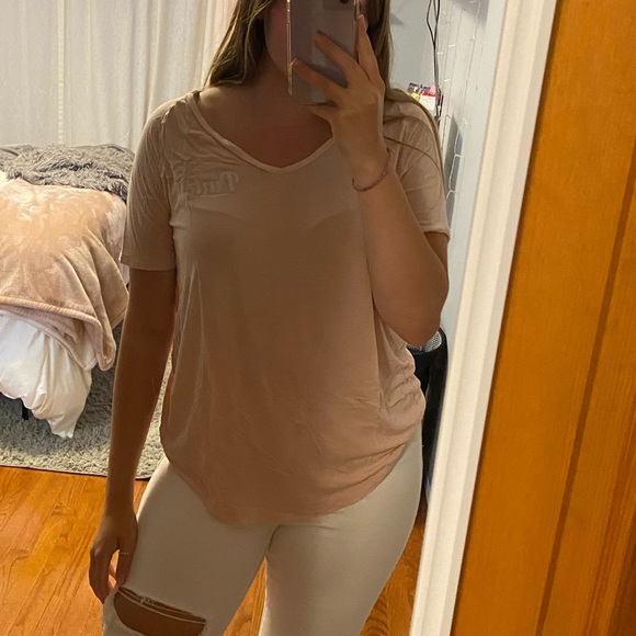 Pink v neck t shirt - Picture 1 of 5